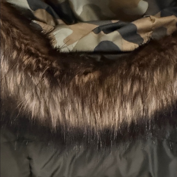 The North Face Gotham II green with camouflage lining women’s jacket size small - Picture 7 of 10